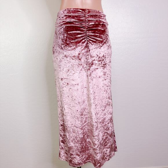 WAYF x Emma Rose Samantha Ruched Crushed Velvet Slit Midi Skirt Pink Medium NWT - Picture 8 of 12
